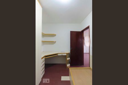 Quarto 1 de apartamento para alugar com 2 quartos, 59m² em Vila Mazzei, São Paulo