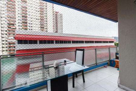 Apartamento para alugar com 85m², 3 quartos e 2 vagas Apartamento para alugar com 85m², 3 quartos e 2 vagasSacada