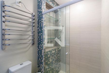 Apartamento à venda com 120m², 3 quartos e 1 vaga Apartamento à venda com 120m², 3 quartos e 1 vagaBanheiro Social