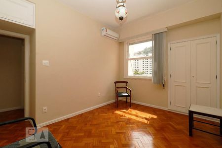Apartamento para alugar com 177m², 3 quartos e 1 vaga Apartamento para alugar com 177m², 3 quartos e 1 vagaQuarto 3.