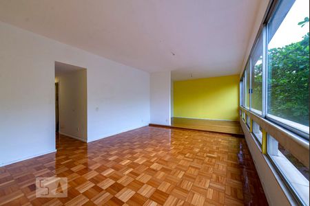 Apartamento à venda com 150m², 3 quartos e 1 vagaSala