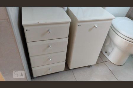 Armário  de apartamento à venda com 2 quartos, 57m² em Continental, Osasco