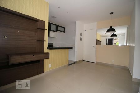 Sala de apartamento à venda com 2 quartos, 47m² em Curicica, Rio de Janeiro