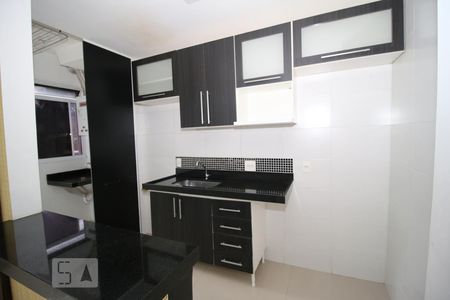 Apartamento à venda com 47m², 2 quartos e sem vagaCozinha e Área de Serviço