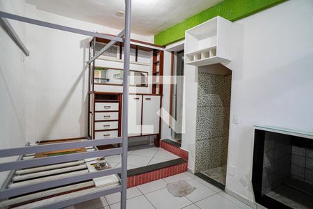 Sala de casa de condomínio para alugar com 1 quarto, 16m² em Fátima, Niterói
