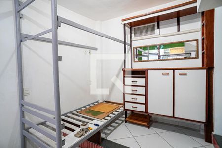 Sala de casa de condomínio para alugar com 1 quarto, 14m² em Fátima, Niterói