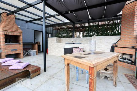 Apartamento à venda com 140m², 1 quarto e 2 vagasCobertura