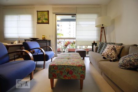 Sala de apartamento à venda com 2 quartos, 98m² em Real Parque, São Paulo