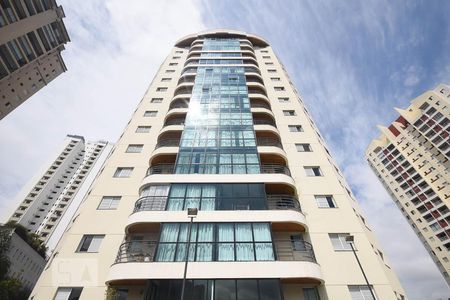 Apartamento à venda com 109m², 3 quartos e 3 vagasFachada