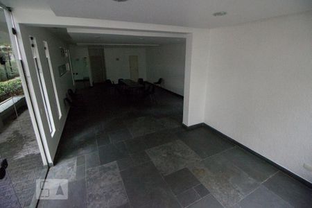 Apartamento à venda com 120m², 3 quartos e 2 vagas Apartamento à venda com 120m², 3 quartos e 2 vagasSalão de festas