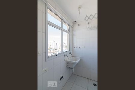 Área de Serviço de apartamento para alugar com 2 quartos, 65m² em Vila Alzira, Santo André