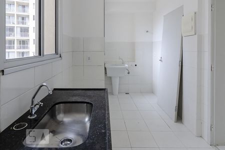Cozinha e Área de Serviço de apartamento à venda com 2 quartos, 60m² em Fernão Dias, Belo Horizonte