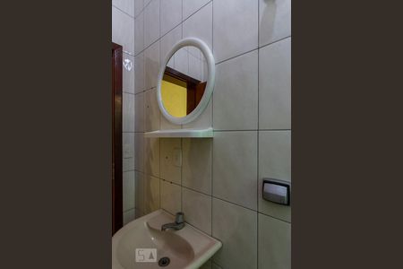 Banheiro Social  de casa para alugar com 2 quartos, 120m² em Quarta Parada, São Paulo