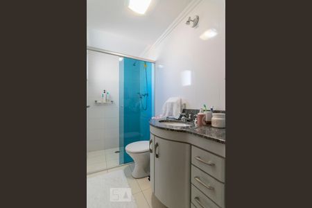 Banheiro de apartamento para alugar com 2 quartos, 85m² em Vila Gilda, Santo André
