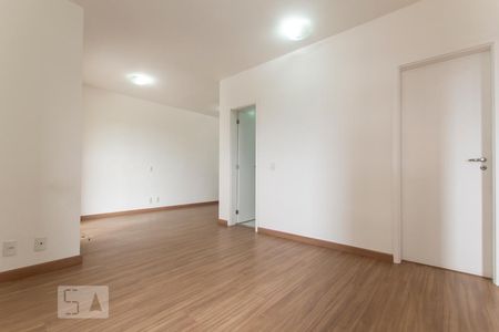 Sala de apartamento para alugar com 2 quartos, 61m² em Parque União, Jundiaí