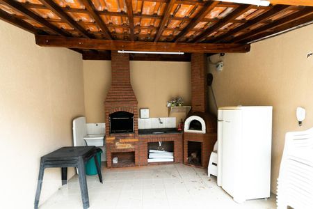 Casa de condomínio à venda com 55m², 2 quartos e 1 vagaChurrasqueira
