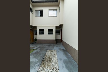 Casa de condomínio à venda com 55m², 2 quartos e 1 vagaFachada