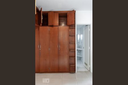 Apartamento para alugar com 54m², 2 quartos e 2 vagas Apartamento para alugar com 54m², 2 quartos e 2 vagasSuite