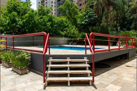 Apartamento para alugar com 54m², 2 quartos e 2 vagas Apartamento para alugar com 54m², 2 quartos e 2 vagasÁrea comum do prédio