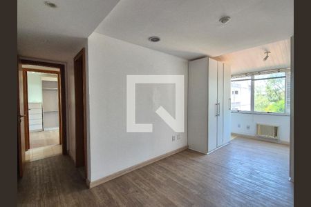 Apartamento à venda com 380m², 4 quartos e 2 vagasSuite 3