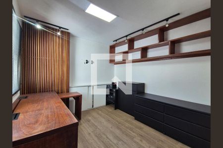 Apartamento à venda com 380m², 4 quartos e 2 vagasQuarto 1