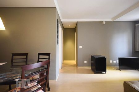 Sala de apartamento para alugar com 2 quartos, 66m² em Panamby, São Paulo