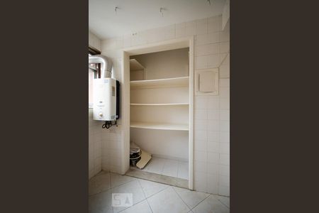 Apartamento à venda com 98m², 3 quartos e 1 vagaÁrea de serviço