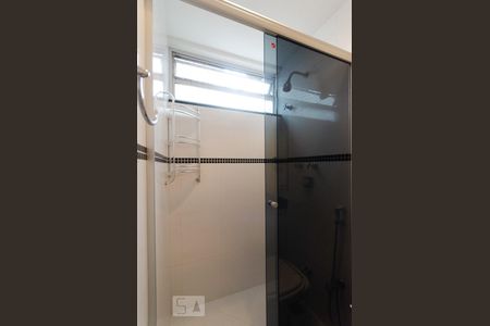 Apartamento à venda com 98m², 3 quartos e 1 vagaBanheiro da suite