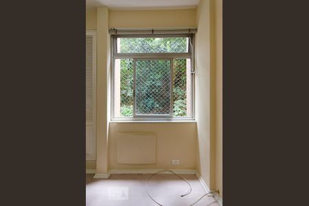 Apartamento à venda com 98m², 3 quartos e 1 vagaVista externa da janela do quarto 2