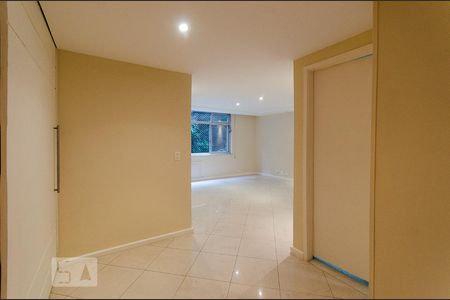 Apartamento à venda com 98m², 3 quartos e 1 vagaSala de jantar