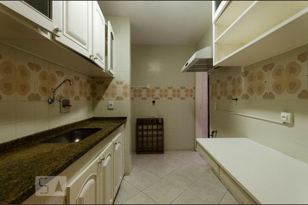 Apartamento à venda com 98m², 3 quartos e 1 vagaCozinha