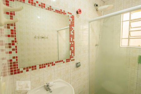 Banheiro de casa para alugar com 2 quartos, 130m² em Jabaquara, São Paulo