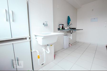 Cozinha e lavanderia de apartamento à venda com 1 quarto, 31m² em Jardim das Graças, São Paulo