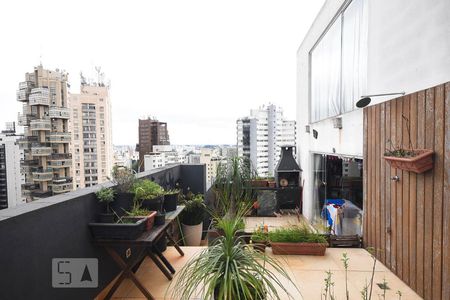 Apartamento à venda com 147m², 2 quartos e 2 vagas Apartamento à venda com 147m², 2 quartos e 2 vagasCobertura