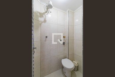 Apartamento à venda com 70m², 3 quartos e sem vaga Apartamento à venda com 70m², 3 quartos e sem vagaBanheiro de serviço