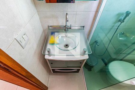 Apartamento à venda com 70m², 3 quartos e sem vaga Apartamento à venda com 70m², 3 quartos e sem vagaBanheiro social