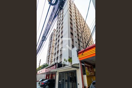 Apartamento à venda com 70m², 3 quartos e sem vaga Apartamento à venda com 70m², 3 quartos e sem vagaFachada