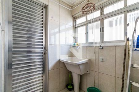 Apartamento à venda com 70m², 3 quartos e sem vaga Apartamento à venda com 70m², 3 quartos e sem vagaLavanderia