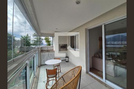 Varanda de apartamento para alugar com 2 quartos, 80m² em Barra da Tijuca, Rio de Janeiro