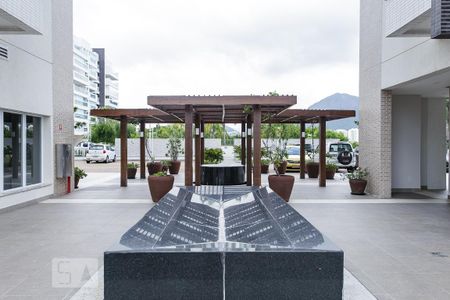 Apartamento para alugar com 80m², 2 quartos e 1 vagaLounge