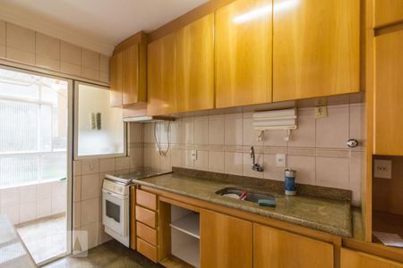 Cozinha de apartamento para alugar com 1 quarto, 79m² em Consolação, São Paulo