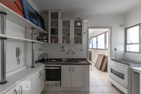 Apartamento para alugar com 105m², 3 quartos e 1 vaga Apartamento para alugar com 105m², 3 quartos e 1 vagaCozinha