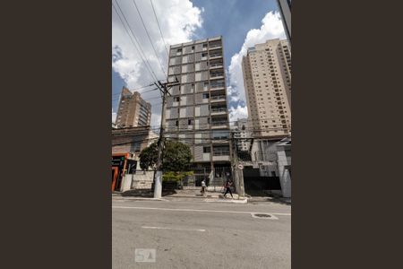 Apartamento para alugar com 105m², 3 quartos e 1 vaga Apartamento para alugar com 105m², 3 quartos e 1 vagaFachada