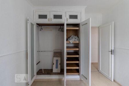Apartamento para alugar com 105m², 3 quartos e 1 vaga Apartamento para alugar com 105m², 3 quartos e 1 vagaQuarto 2