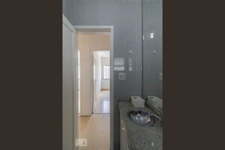 Apartamento para alugar com 105m², 3 quartos e 1 vaga Apartamento para alugar com 105m², 3 quartos e 1 vagaBanheiro Social