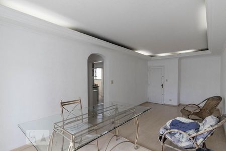 Sala de Apartamento com 3 quartos, 105m² Itaim Bibi