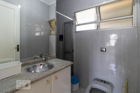 Apartamento para alugar com 105m², 3 quartos e 1 vaga Apartamento para alugar com 105m², 3 quartos e 1 vagaBanheiro Social