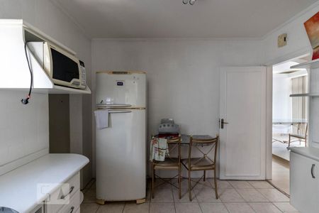 Apartamento para alugar com 105m², 3 quartos e 1 vaga Apartamento para alugar com 105m², 3 quartos e 1 vagaCozinha