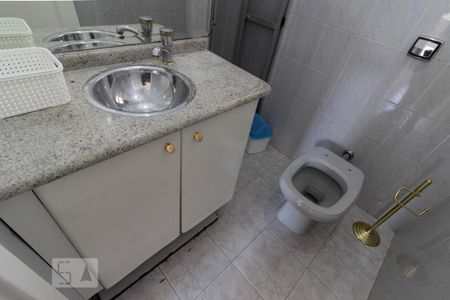 Apartamento para alugar com 105m², 3 quartos e 1 vaga Apartamento para alugar com 105m², 3 quartos e 1 vagaBanheiro Social