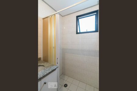 Suite de apartamento para alugar com 2 quartos, 70m² em Vila Scarpelli, Santo André